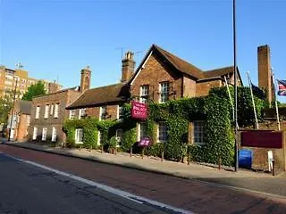 The Old Palace Lodge Dunstable
